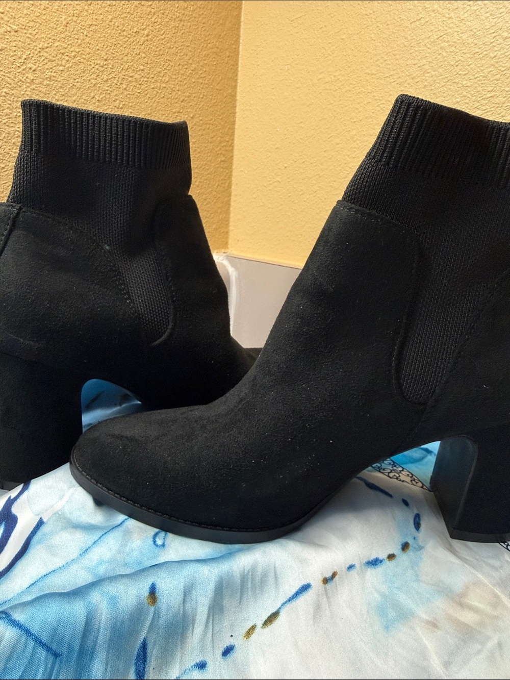 Black Women's Stretch-Knit Ankle Boots